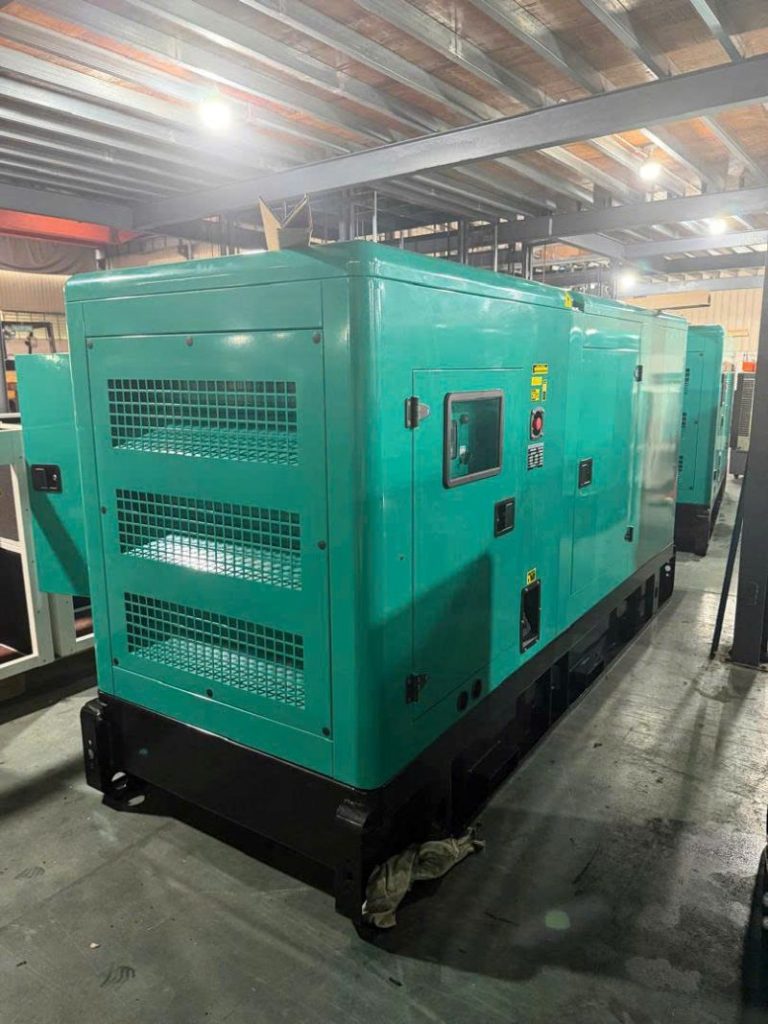 Máy phát điện Cummins mới